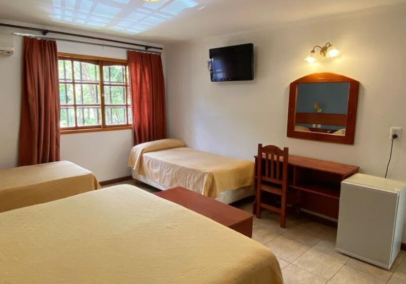 جناح, Divani Caravel