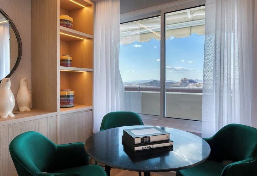 جناح ذو إطلالة, Divani Caravel