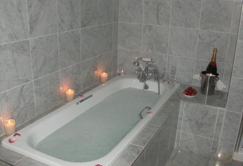 Номер Executive, Everglades