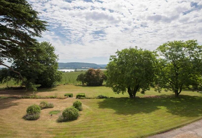 סוויטה נוף לגינה, Glewstone Court Country House
