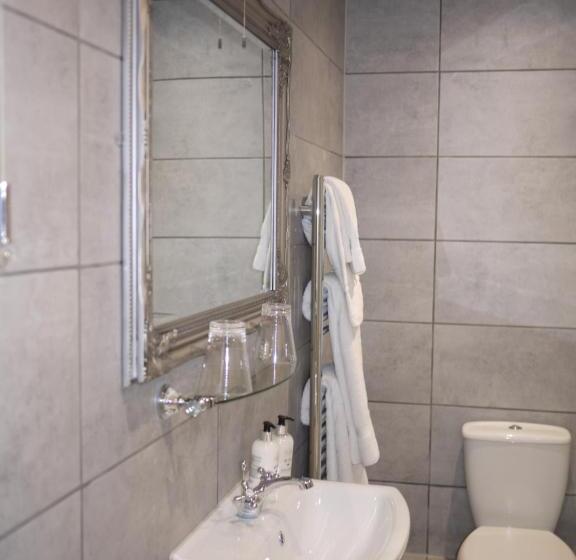 חדר קומפורט, Glewstone Court Country House