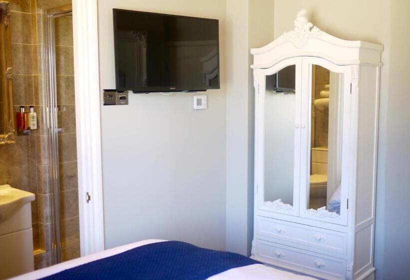 Номер Basic, Glewstone Court Country House