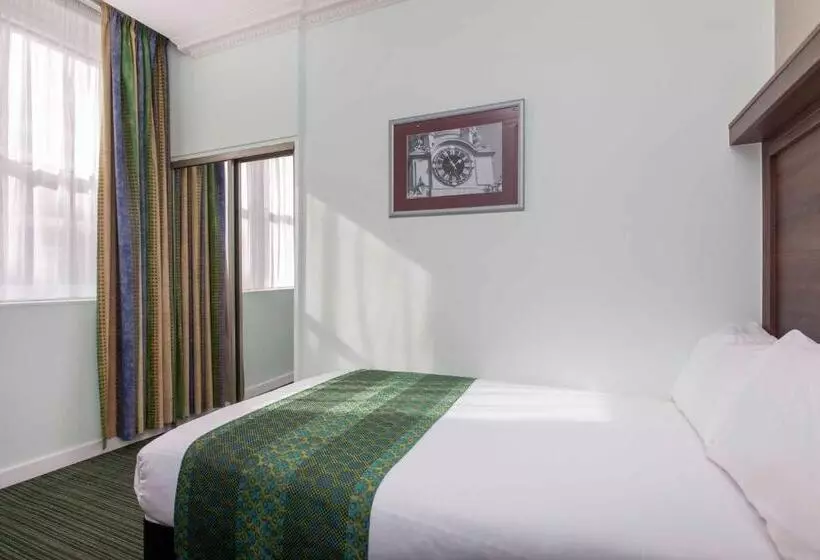 スタンダードシングルルーム, Holiday Inn London Oxford Circus, An Ihg