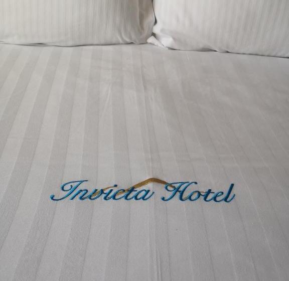 اتاق استاندارد با تخت دوبل, Invicta