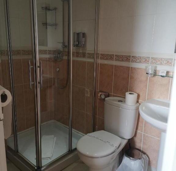 اتاق استاندارد با تخت دوبل, Invicta