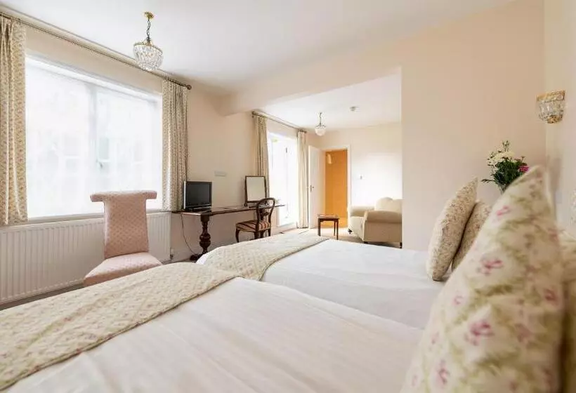 Suite, Royal Glen