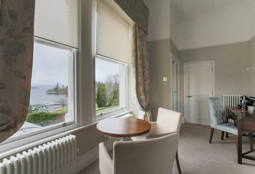 标准间带湖景, The Belsfield