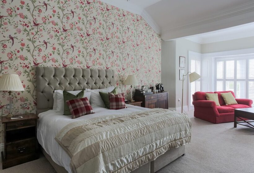 家庭间, The Belsfield