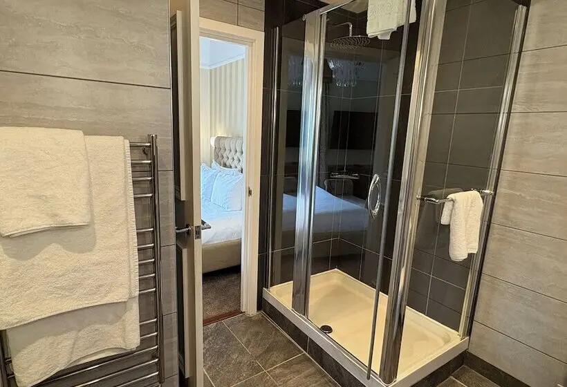 Полулюкс, The Belsfield