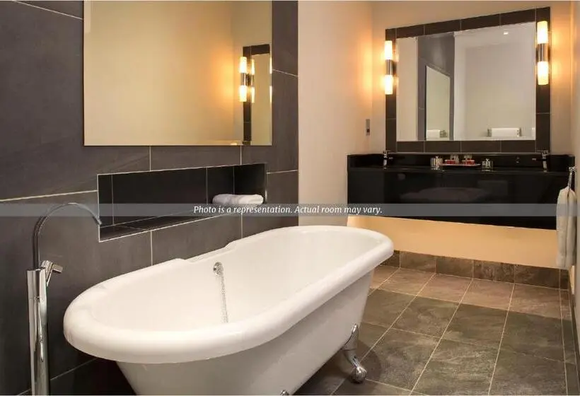 Люкс, The Belsfield