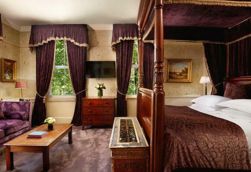 Полулюкс, The Gore London   Starhotels Collezione