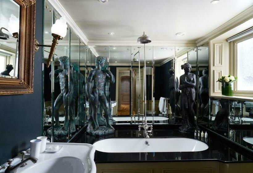 Полулюкс, The Gore London   Starhotels Collezione