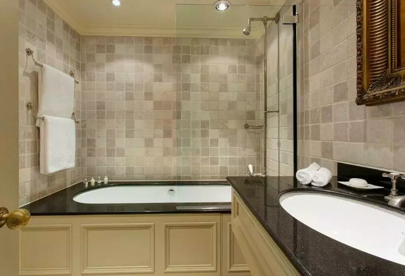 デラックスルーム, The Gore London   Starhotels Collezione