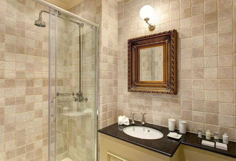 Номер Стандарт Индивидуальный, The Gore London   Starhotels Collezione