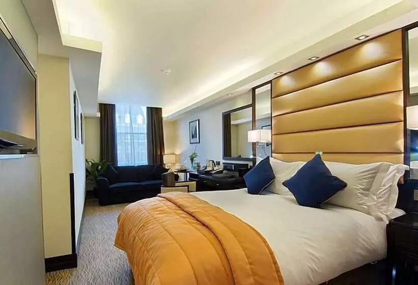 デラックストリプルルーム, Park Grand Marble Arch