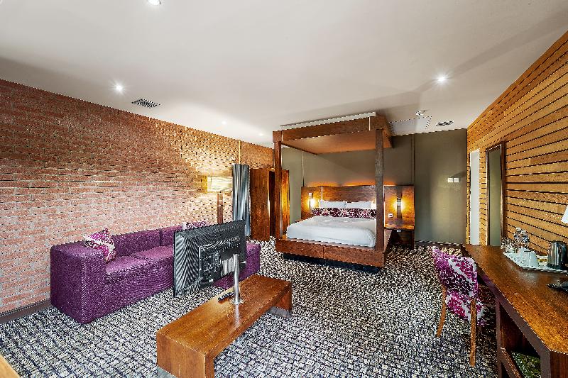 سوییت, The Rutland