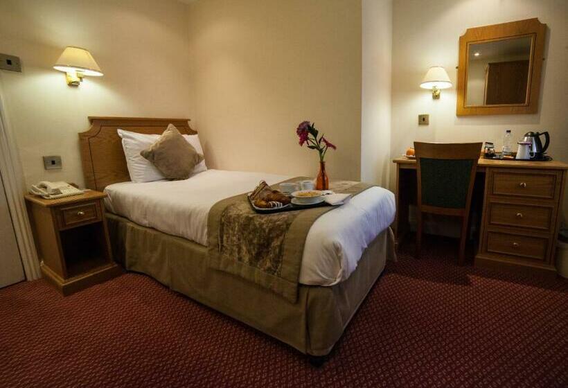 غرفة قياسية فردية, Warren Lodge