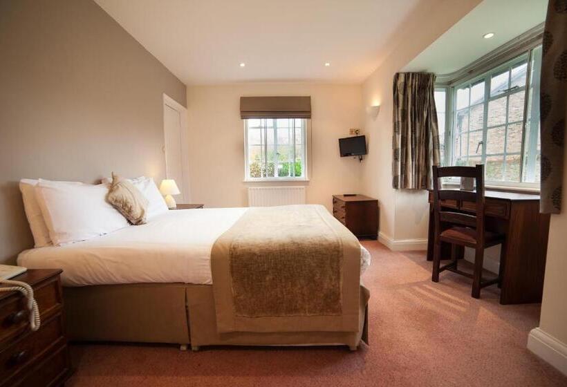 غرفة كلوب, Warren Lodge