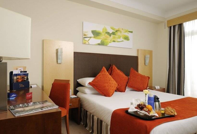 اتاق استاندارد با چشم‌انداز دریا, The Caleta Hotel Health, Beauty & Conference Centre