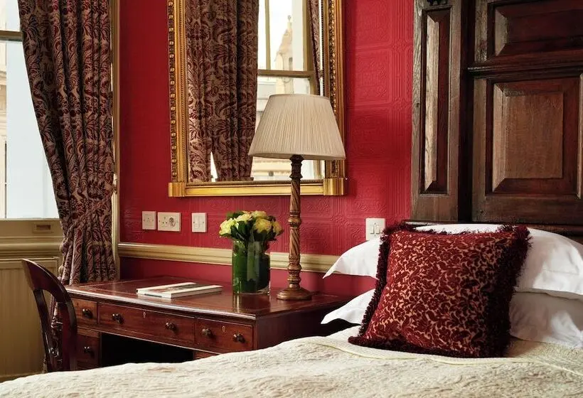 Juniorsviitti, The Gore London Starhotels Collezione