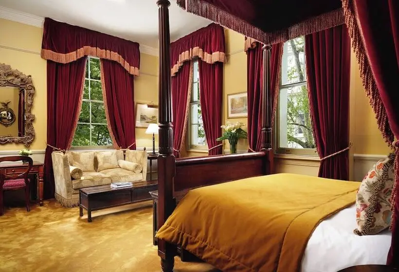Juniorsviitti, The Gore London Starhotels Collezione