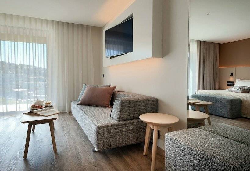 수피리어 트리플 룸, Vincci EverEden