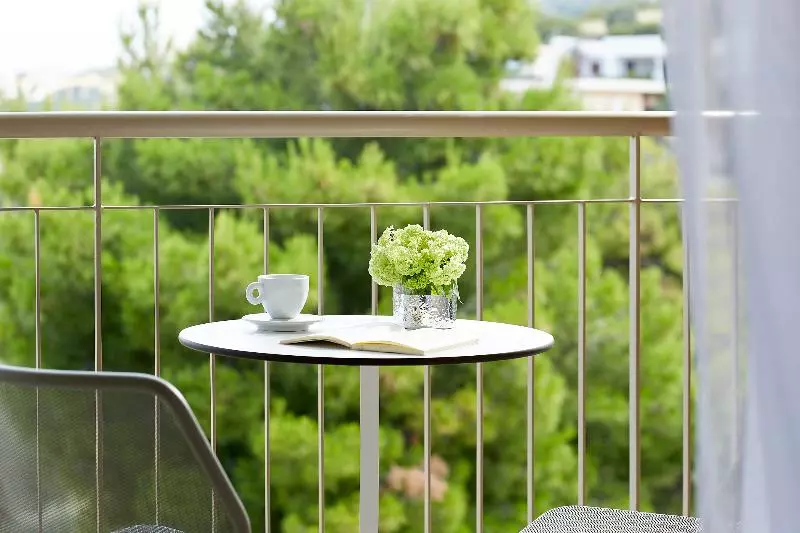 デラックスルーム, Vincci EverEden