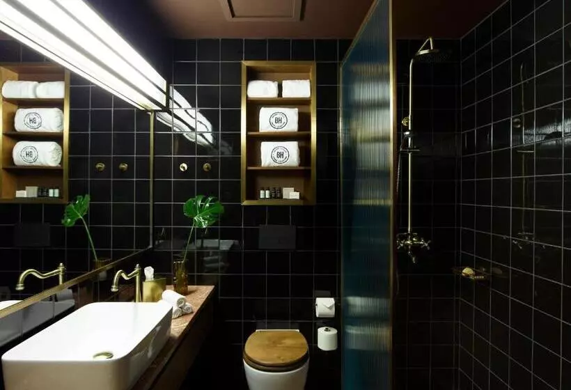 キングサイズベッドのデラックスルーム, Brown Acropol, a Member of Brown Hotels