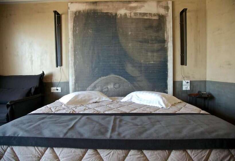 חדר סופריור נוף לים, Adonis City