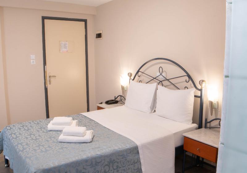 스탠다드 싱글 룸, Anita