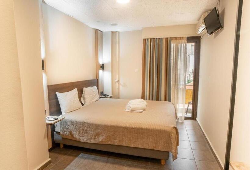 스탠다드 싱글 룸, Anita