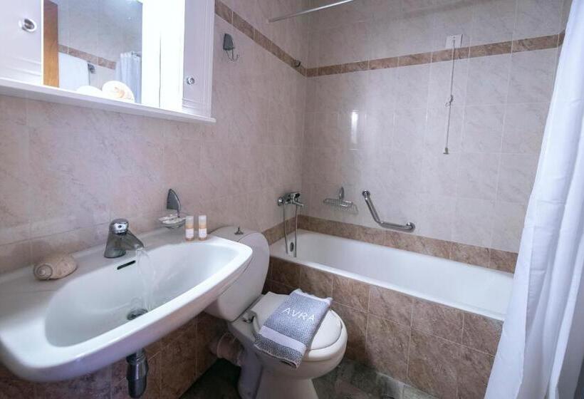 חדר סטנדרט עם נוף, Avra