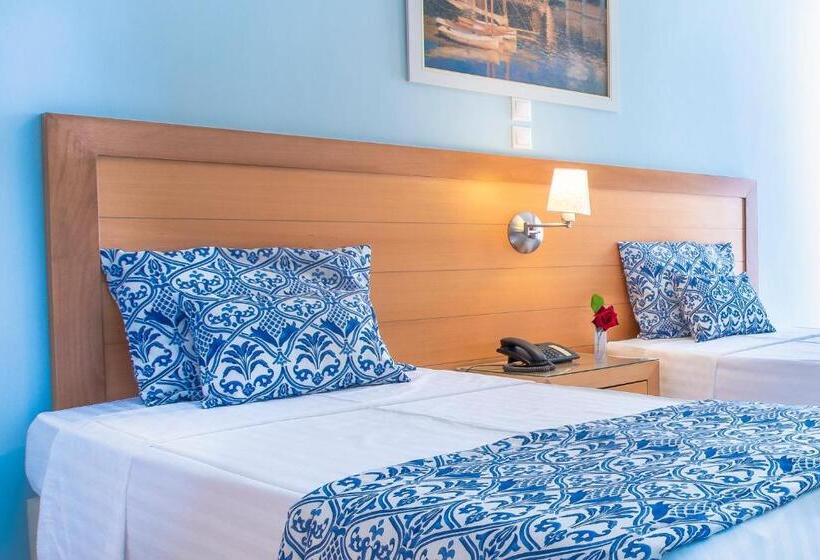 חדר סטנדרט עם נוף, Avra