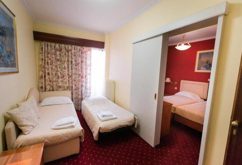 חדר משפחתי, Grand