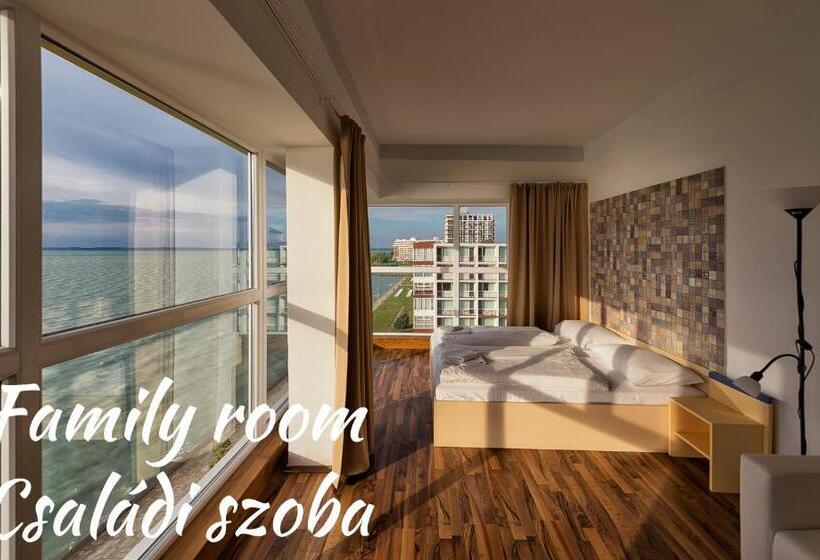 חדר משפחתי, Lido