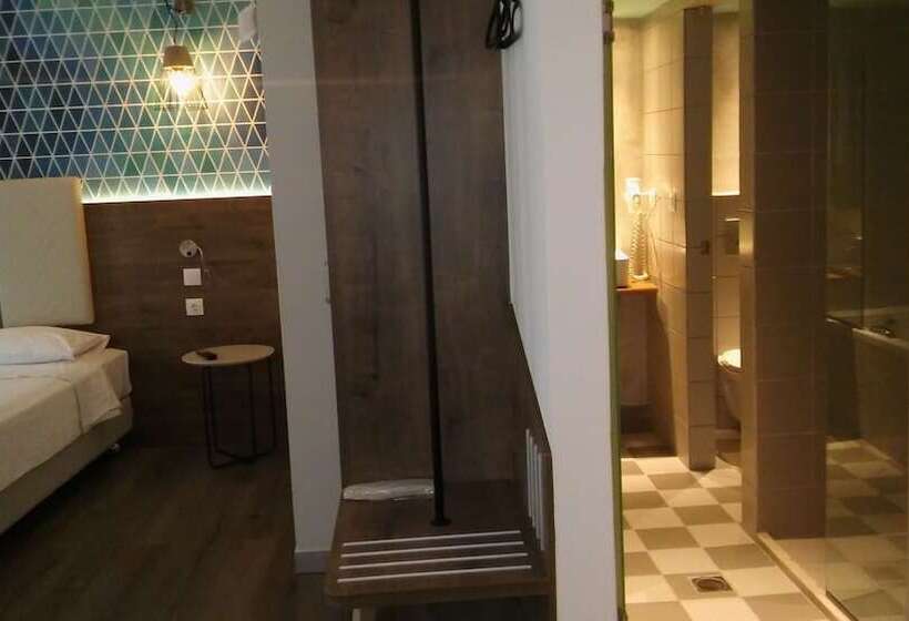 جناح بريميوم, Metropolitan