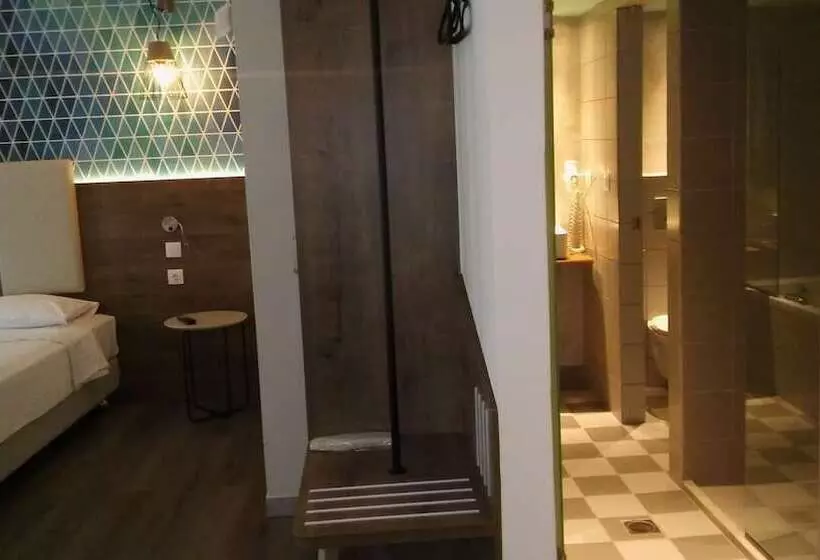 Premium Suite