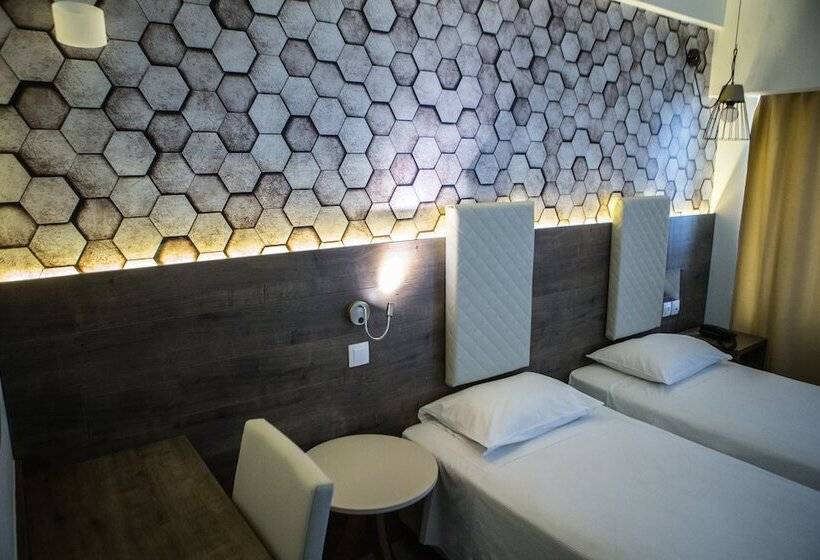 غرفة كلاسيكية, Metropolitan