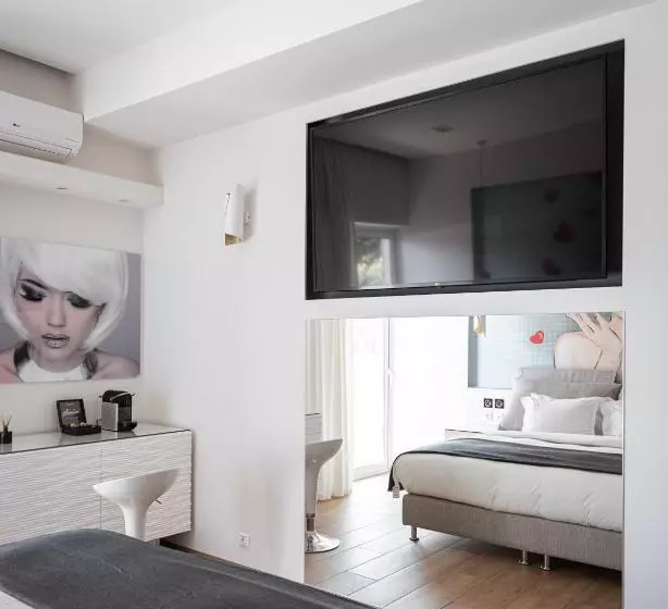 Chambre Deluxe, Mirada