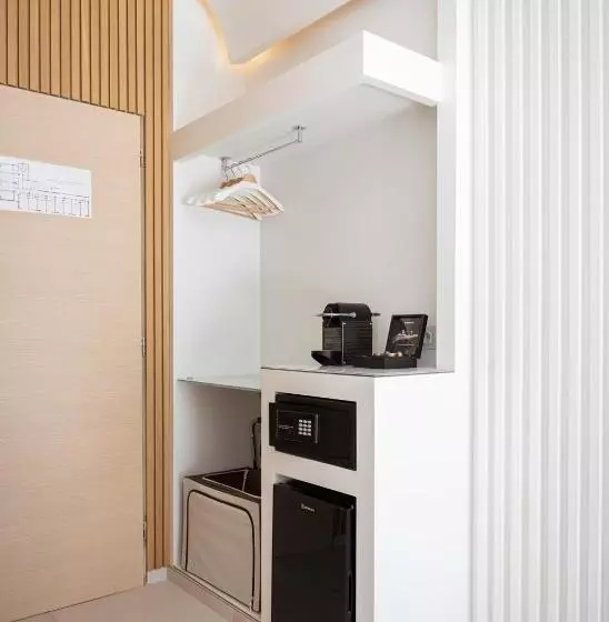 Chambre Supérieure, Mirada