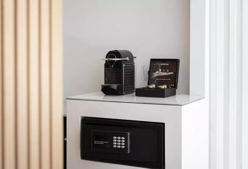 Chambre Supérieure, Mirada