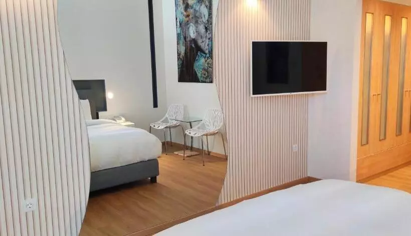 Chambre Deluxe, Mirada