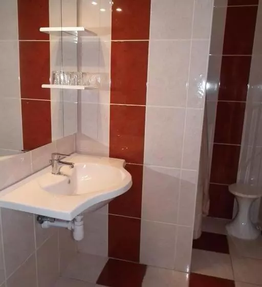 Apartament 2 Dormitoris, Napsugár
