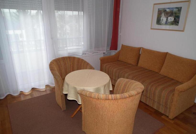 Apartament 2 Sypialnie, Napsugár