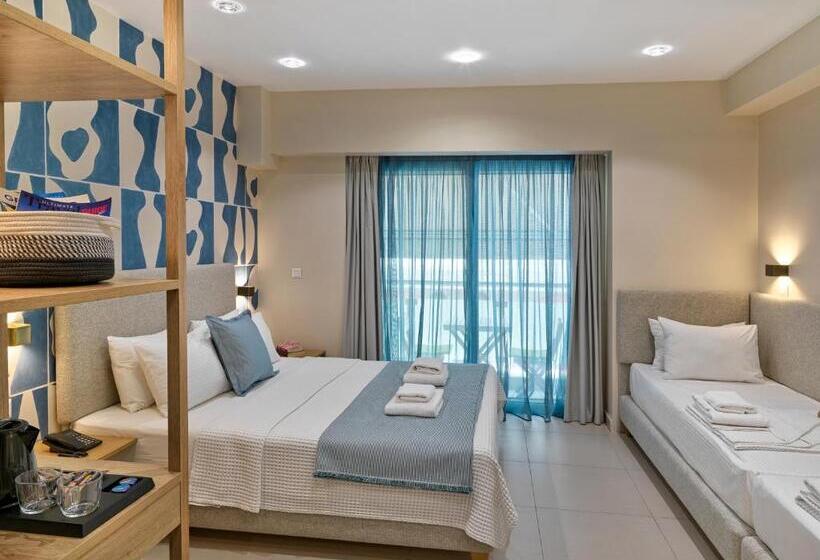 4인용 스탠다드 룸, Phidias Piraeus