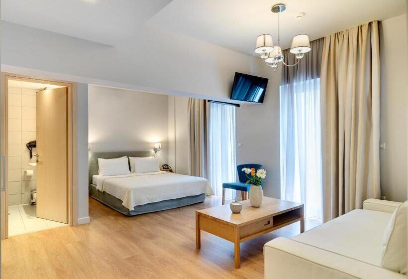 4인용 수피리어 룸, Phidias Piraeus