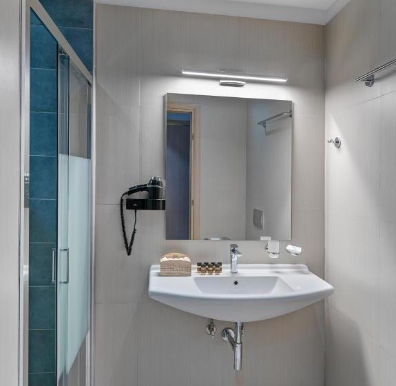 스탠다드 룸, Phidias Piraeus