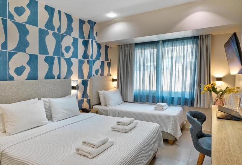 스탠다드 트리플 룸, Phidias Piraeus