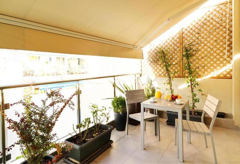 수피리어 테라스 룸, Phidias Piraeus