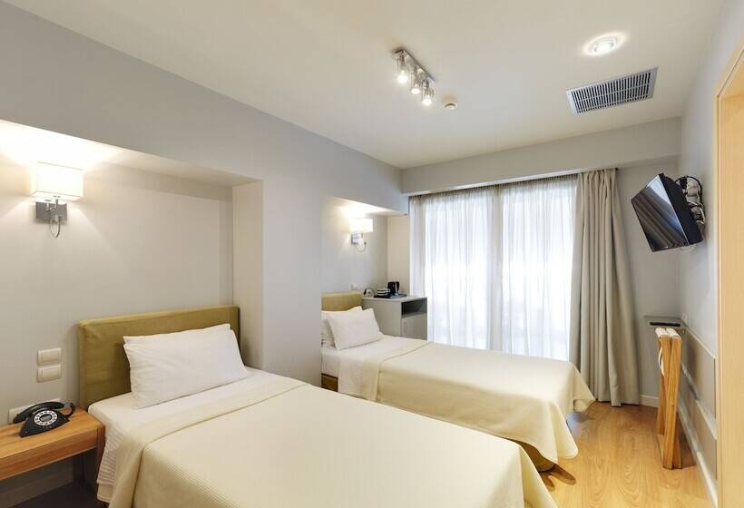 Quarto Superior com Terraço, Phidias Piraeus